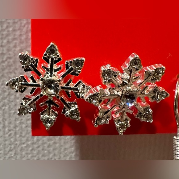 Celebrate Together 3 Pack Holiday Earrings NWT - Picture 5 of 5